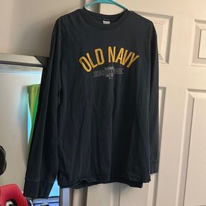 Old Navy long-sleeve crewneck